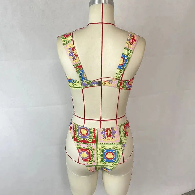 Lala Bae Two Piece Swimsuit For Ultimate Beach Style - Love Salve